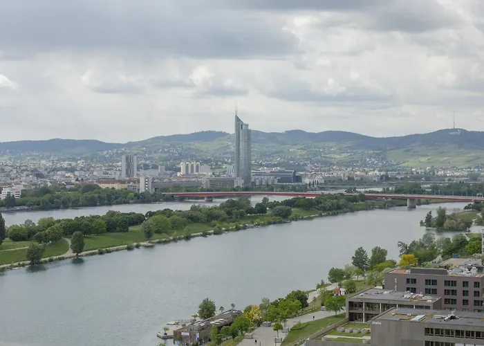 Josef's L Ueber Den Wolken L Danube Flats 02 Apartamento